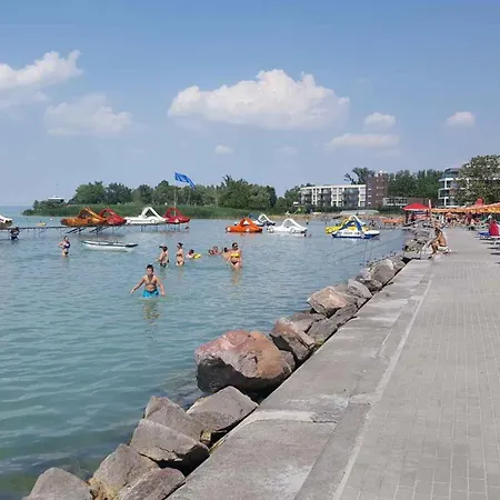 Дом отдыха In - Balaton 53892 *